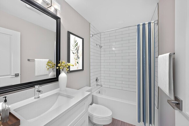 Building Photo - Indian Creek Apartments and Townhomes