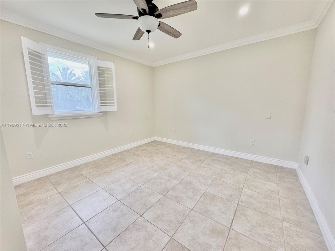 Building Photo - 14450 SW 24th St
