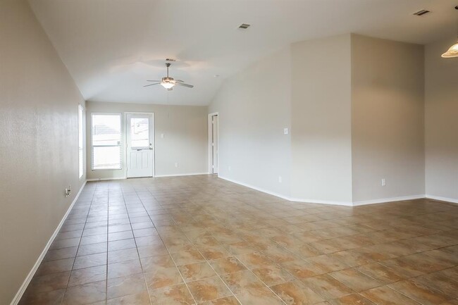Building Photo - 14438 Cypress Meadows Dr