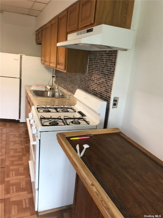 Building Photo - 88-22 Francis Lewis Blvd