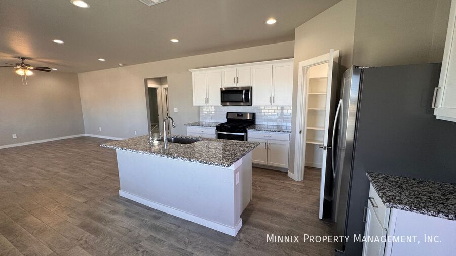 Building Photo - 4602 125th St