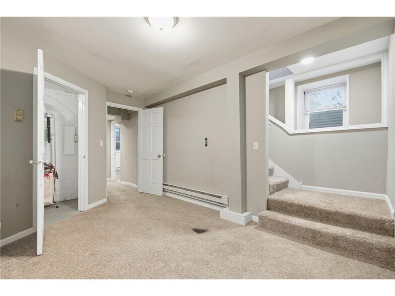 Building Photo - 2701 DuPont Ave S