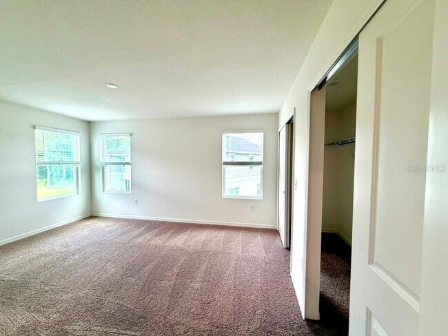 Building Photo - 16615 Luminary Lp