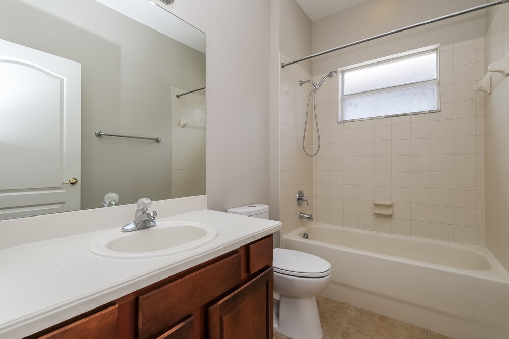 Building Photo - 10644 Shady Preserve Dr