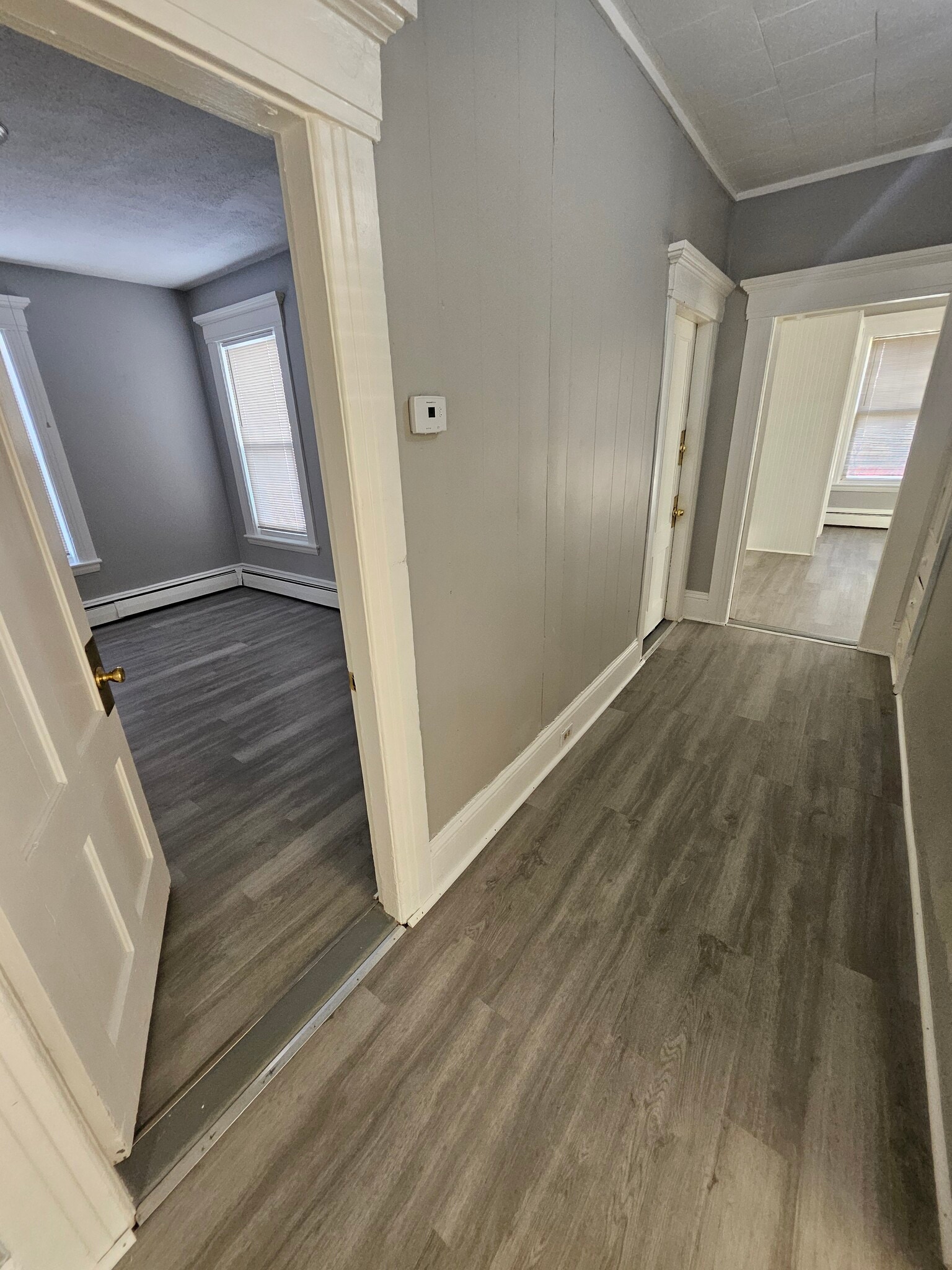 Building Photo - 275 Lake Ave