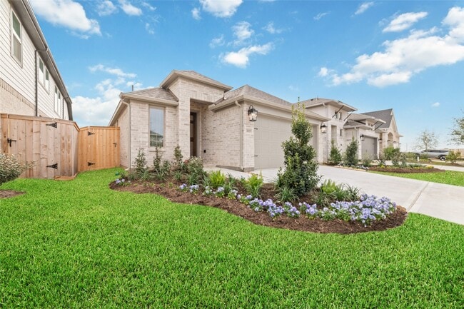 Building Photo - 31019 Star Gazer Rd