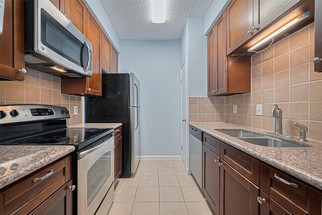 Building Photo - 7900 N Stadium Dr