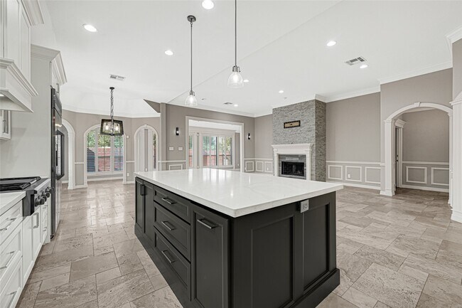 Building Photo - 6403 Parkriver Crossing