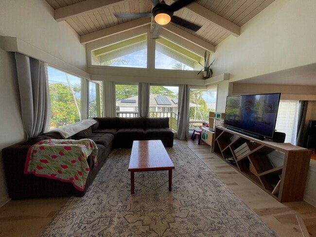 Primary Photo - Two Bedroom + Loft/Two Bathroom Napili Tow...