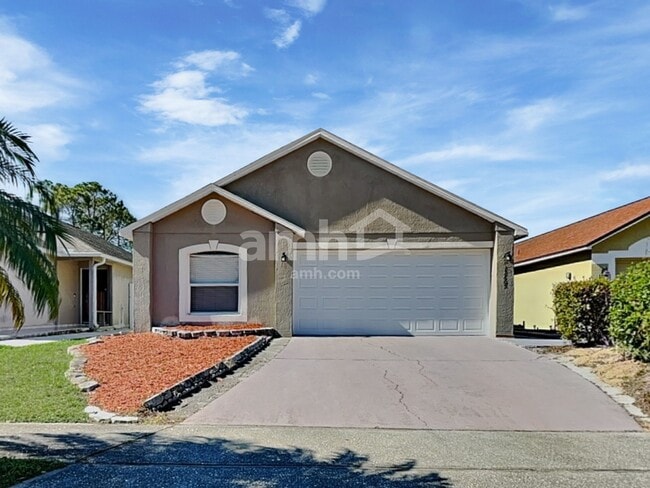 Building Photo - 12605 Parkbury Dr