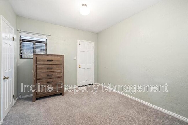 Building Photo - 210 S 200 E
