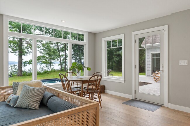 Building Photo - 44 Eagles Ln