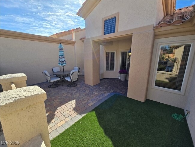 Building Photo - 10105 Hunter Springs Dr