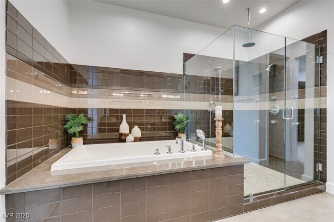 Building Photo - 483 Toucan Ridge Ct