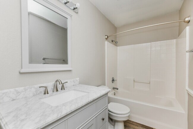 Building Photo - 7116 Cattle Dr