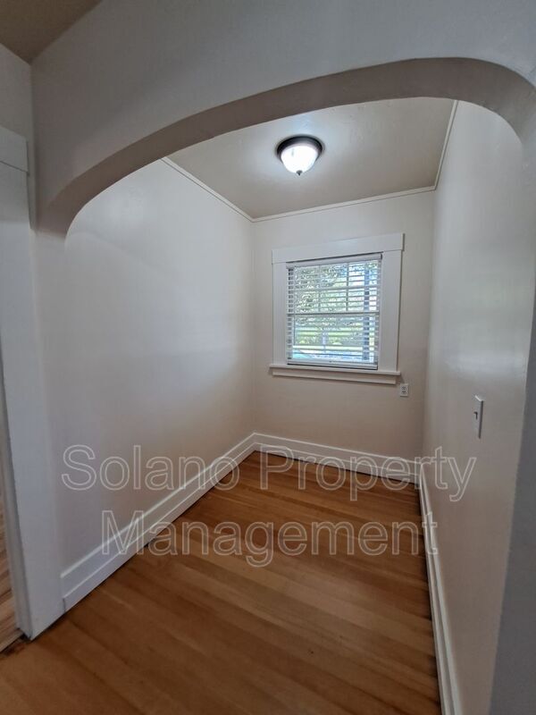 Building Photo - 1938 3rd St