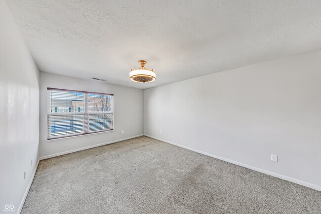 Building Photo - 12030 Zircon Ln