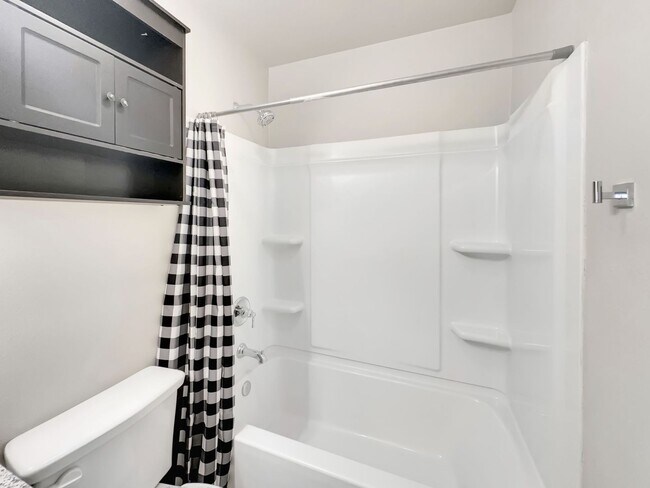 Building Photo - Fabulous 3/2/2 home in Bell Farms - Cooper...