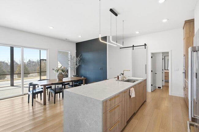 Building Photo - 1301 Haxby Ct