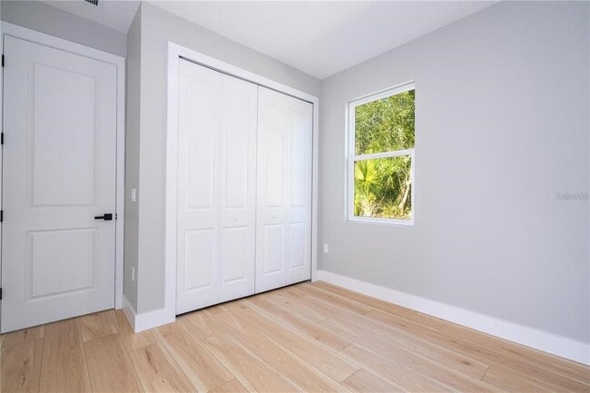 Building Photo - 49 Santa Fe St