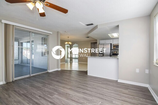 Building Photo - 3 Bedroom Pet-Friendly Home in Port Richey, FL with Main Street Renewal
