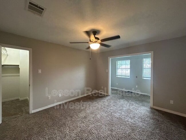 Building Photo - 3434 Stonebrook Pl
