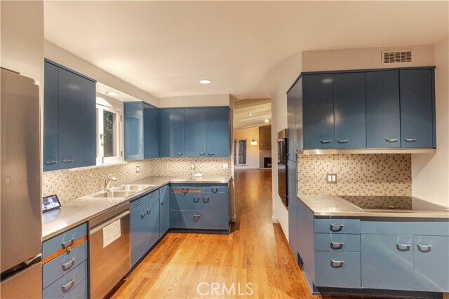 Building Photo - 2412 Canyon Oak Dr