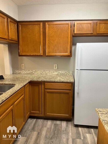 Building Photo - 1819 Briarcreek Blvd