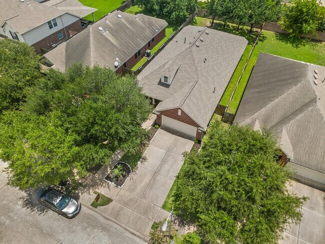 Building Photo - 23219 Dewflower Dr