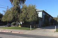 Primary Photo - 5307-5309 Lincoln Ave