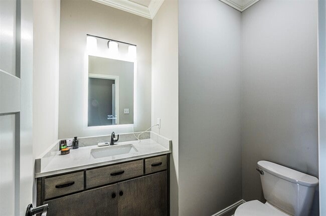 Building Photo - 535 Cumberland Pointe Ln