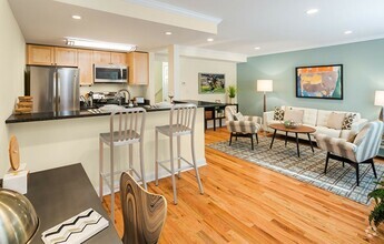 Building Photo - Luxury Brookline 1 Bed