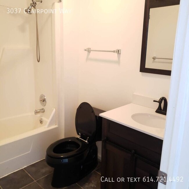 Building Photo - 3037 Clairpoint Way