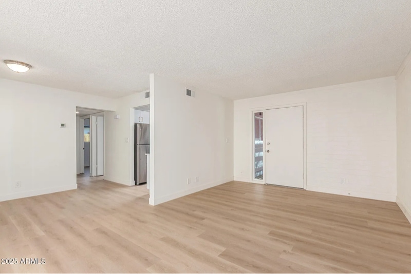 Building Photo - 4235 N 13th Pl