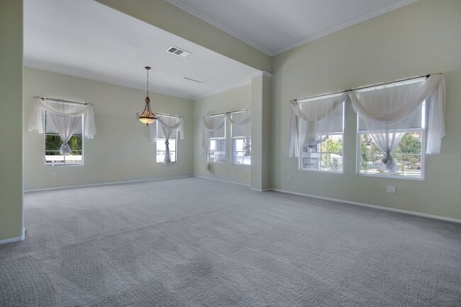 Building Photo - 34122 Courtney Terrace