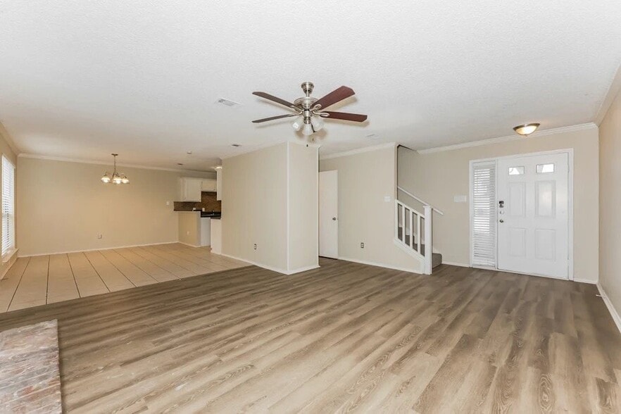 Building Photo - 1459 Thistlewood Ln