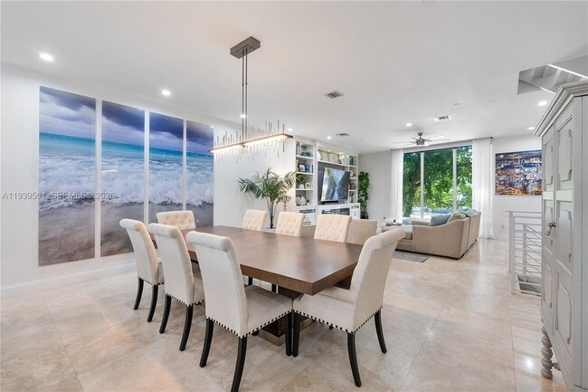 Building Photo - 3266 NE 15th St