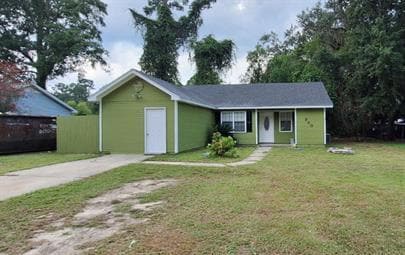 Building Photo - 930 Lakeside Dr