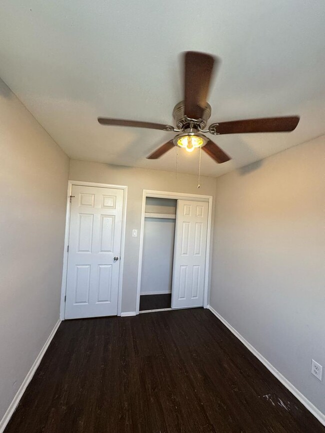 Building Photo - 3 Bed 1 Bath Home in Sicklerville