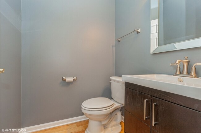 Building Photo - 360 Bay Tree Cir