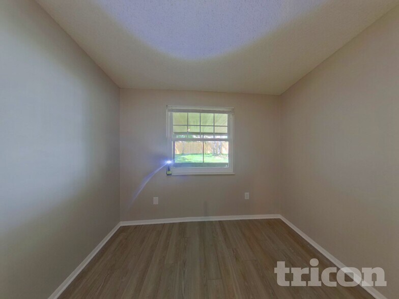 Building Photo - 1288 Bear Run Blvd