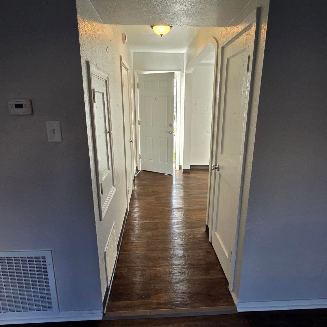 Building Photo - 1409 NW Carden Ave