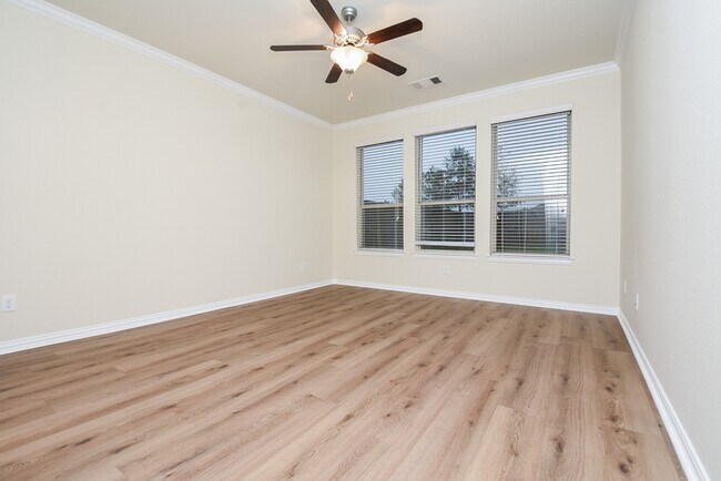 Building Photo - 18618 Weeping Spring Dr