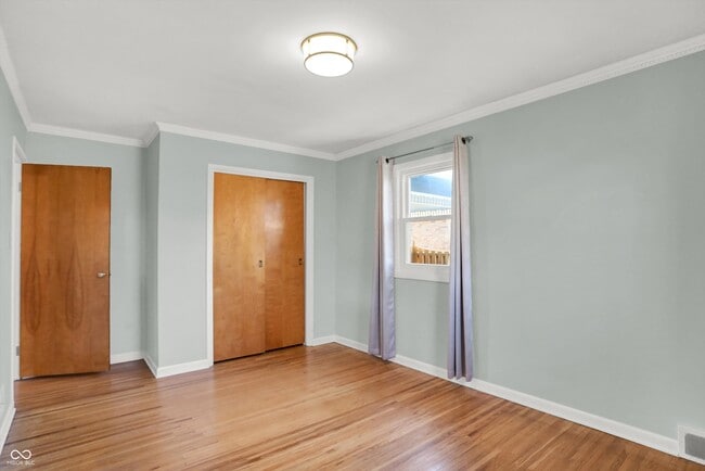 Building Photo - 1240 N Irvington Ave