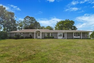 Building Photo - Single Family Home for Rent in Unionville Chadds Ford School District!