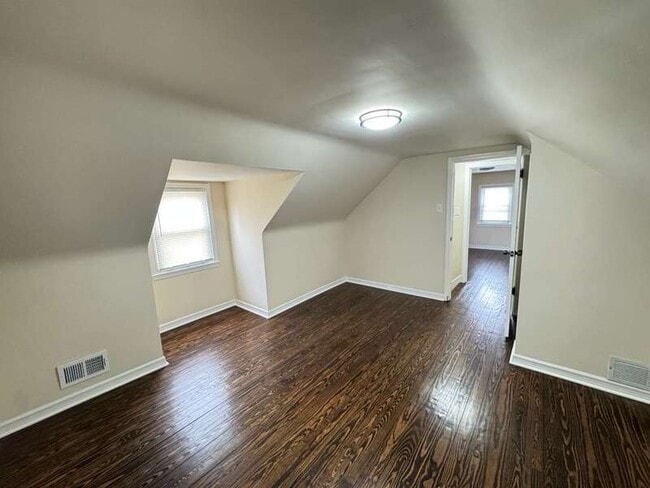 Building Photo - 316 Holy Cross Rd