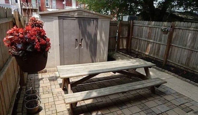 Building Photo - Historic 5 Bed 1.5 Bath in York