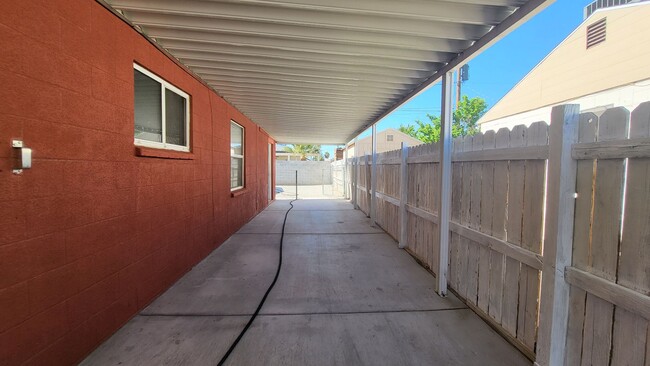 Building Photo - One Story House in Southwest