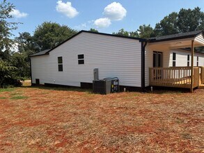 Building Photo - 229 Old Landfill Rd