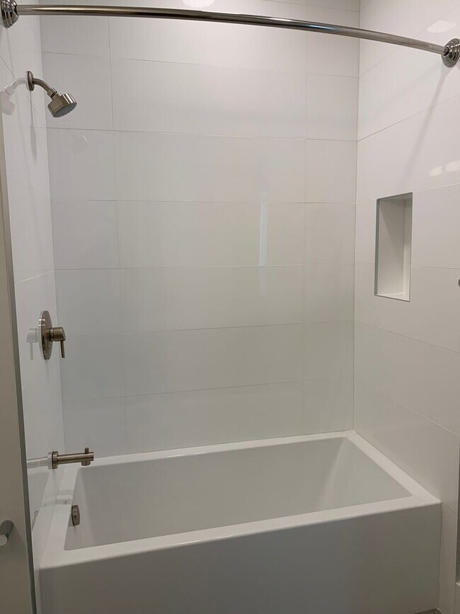 Building Photo - SEPTEMBER 1 - Jamaica Plain luxury 2 BR wi...